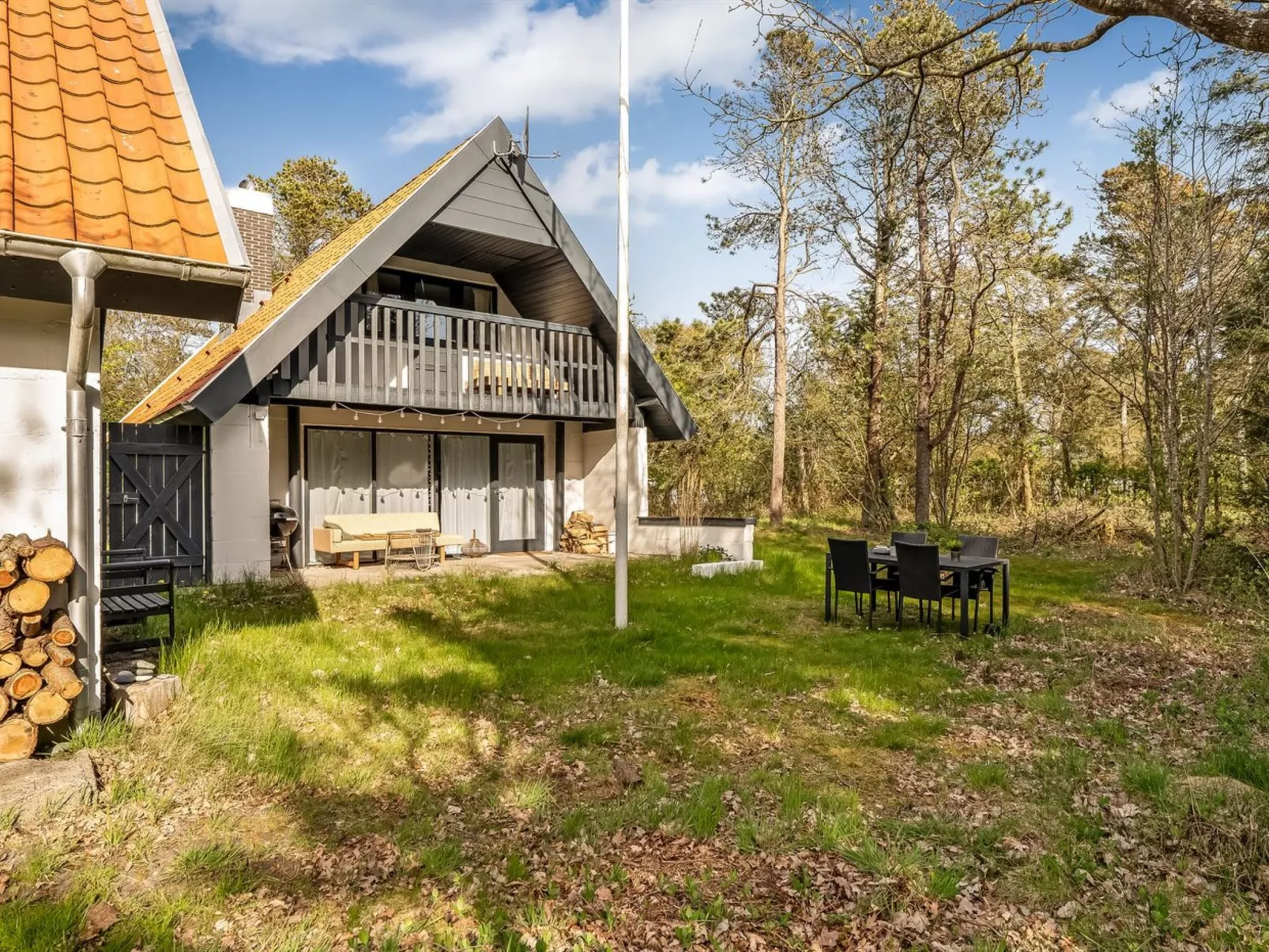 "Loic" - 400m to the fjord-Buiten