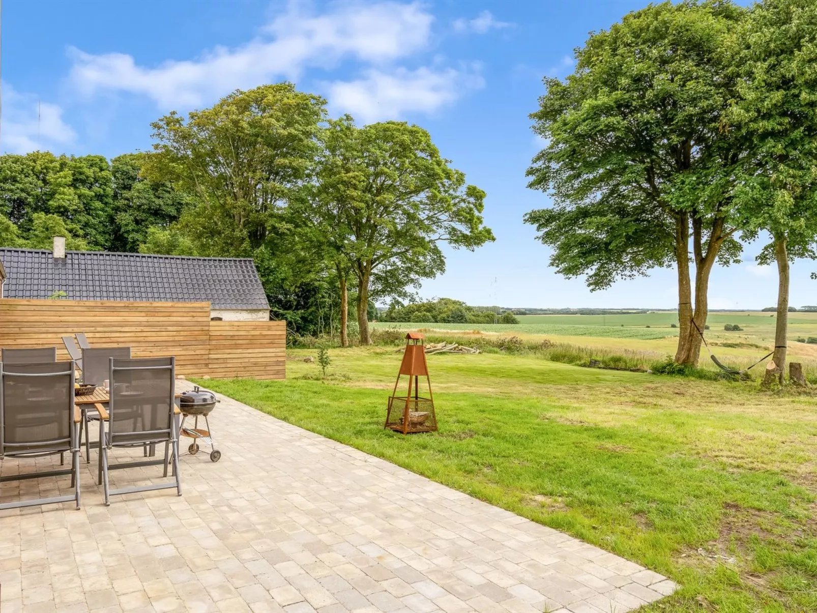 "Geraldine" - 3.5km to the fjord-Buiten