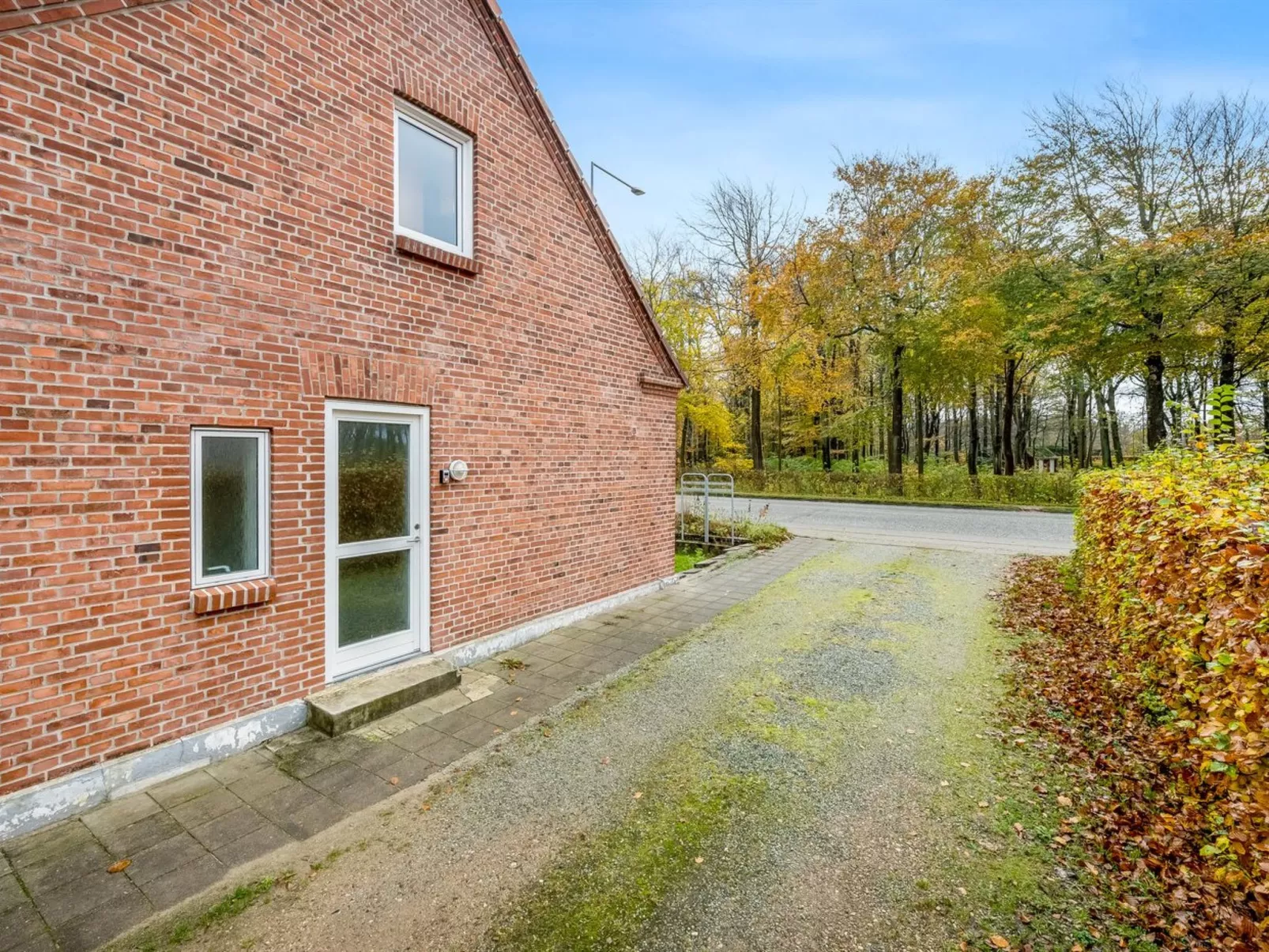 "Trpana" - 1km to the fjord-Buiten