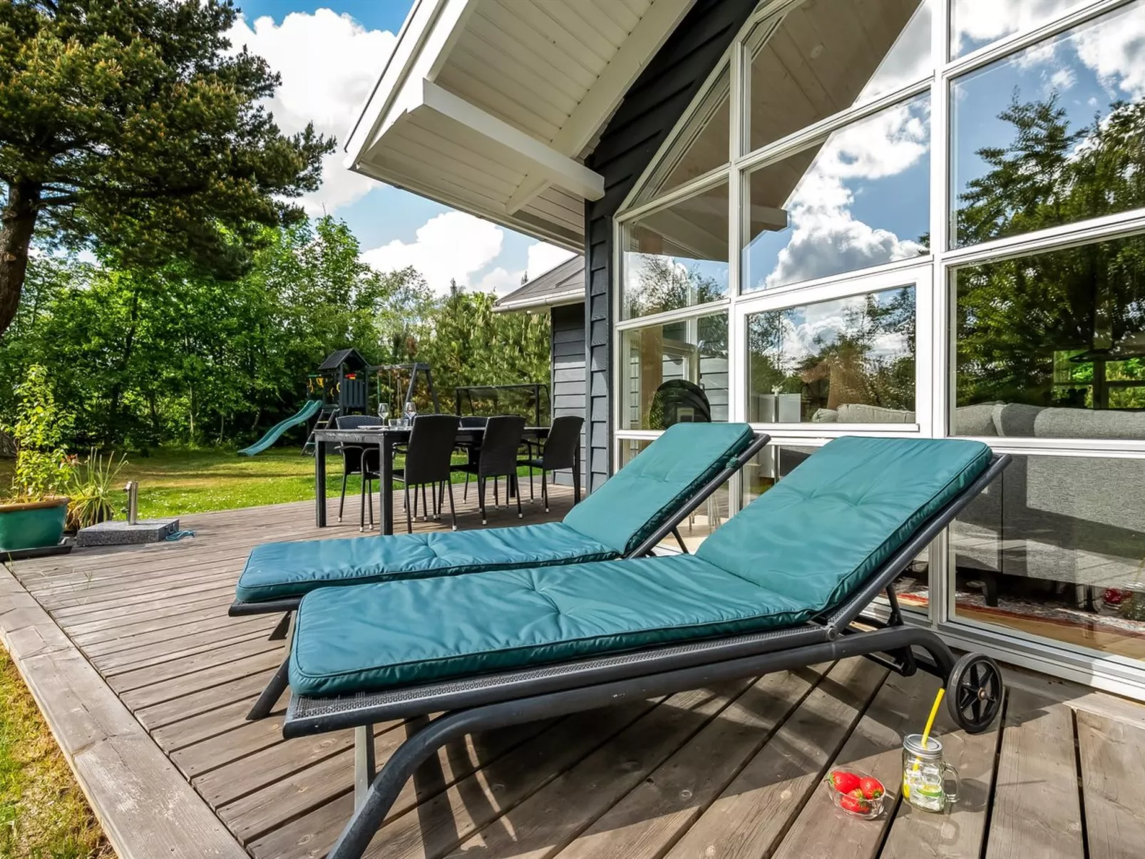 "Hellin" - 175m from the sea-Buiten