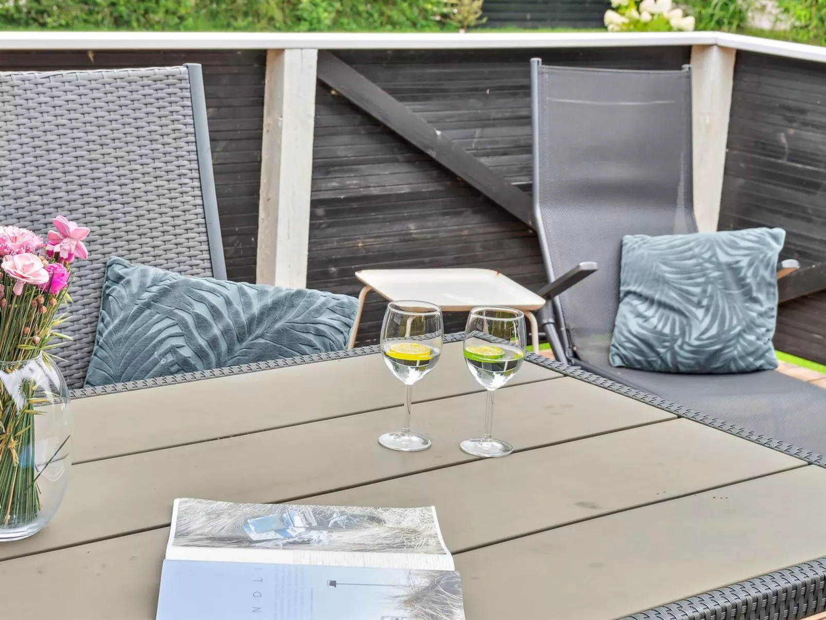 "Franke" - 2.1km to the fjord-Buiten