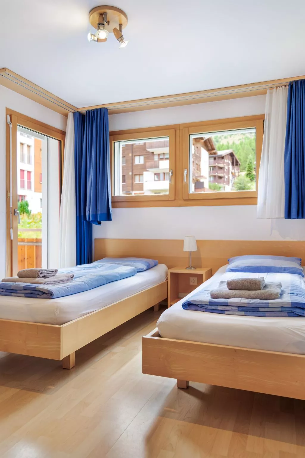 Snow-Fun B 25-Binnen