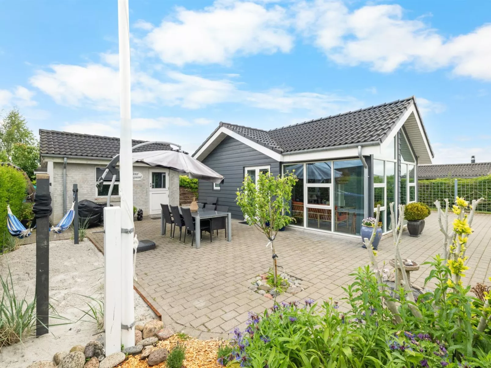 "Arnulfuer" - 100m from the sea-Buiten