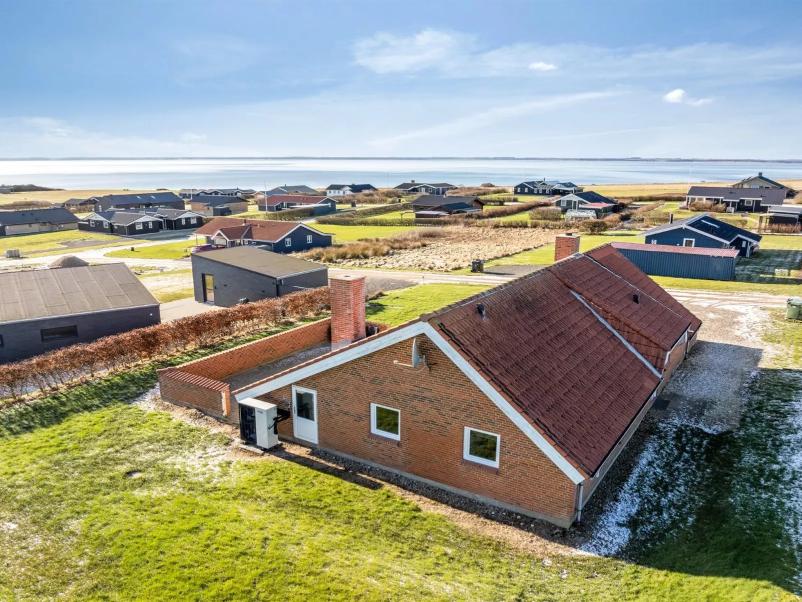 "Nikolce" - 300m to the fjord-Buiten