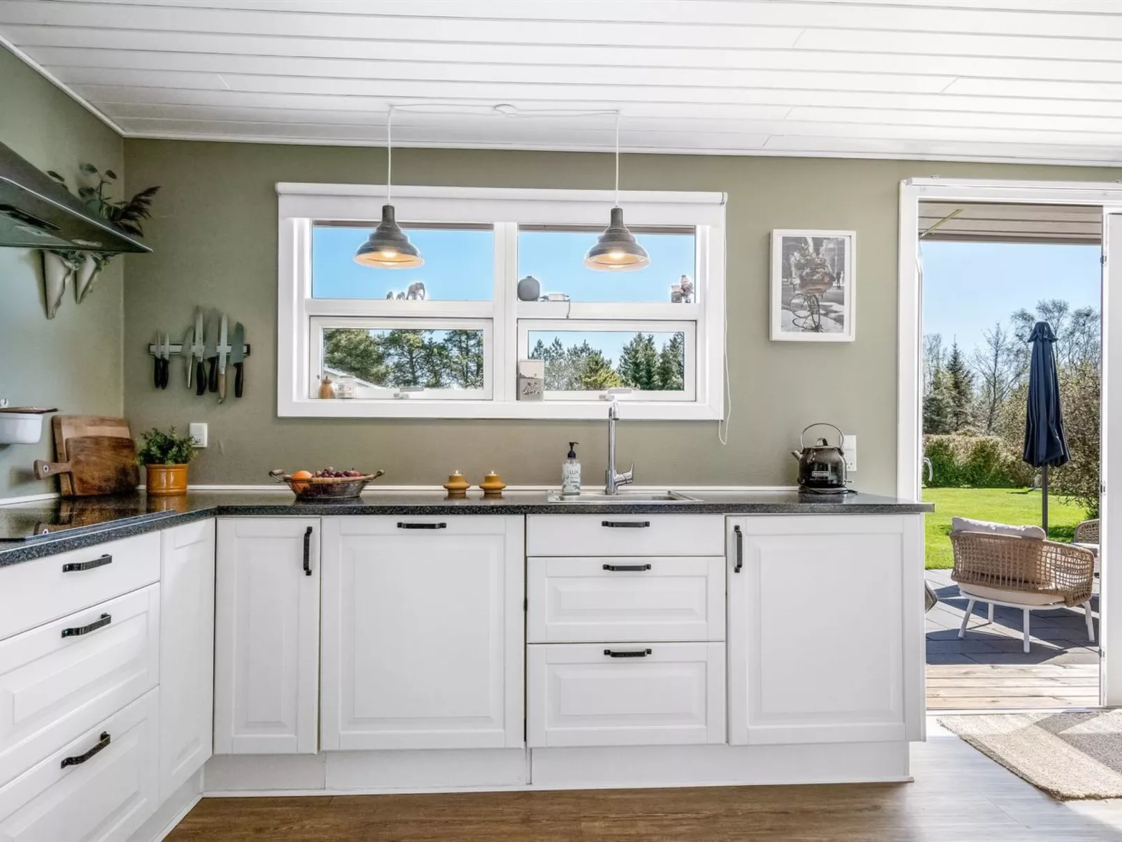 "Ruse" -  from the sea-Binnen