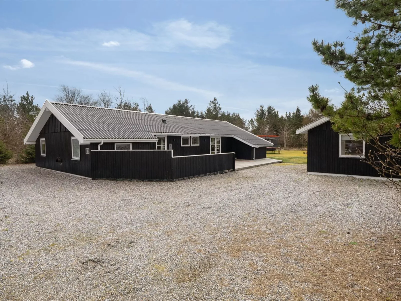 "Onni" - 2.3km from the sea-Buiten