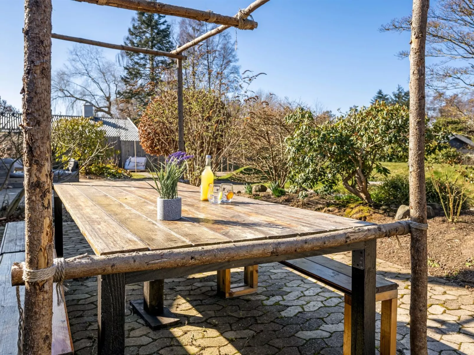 "Hughe" - 1.3km from the sea-Buiten