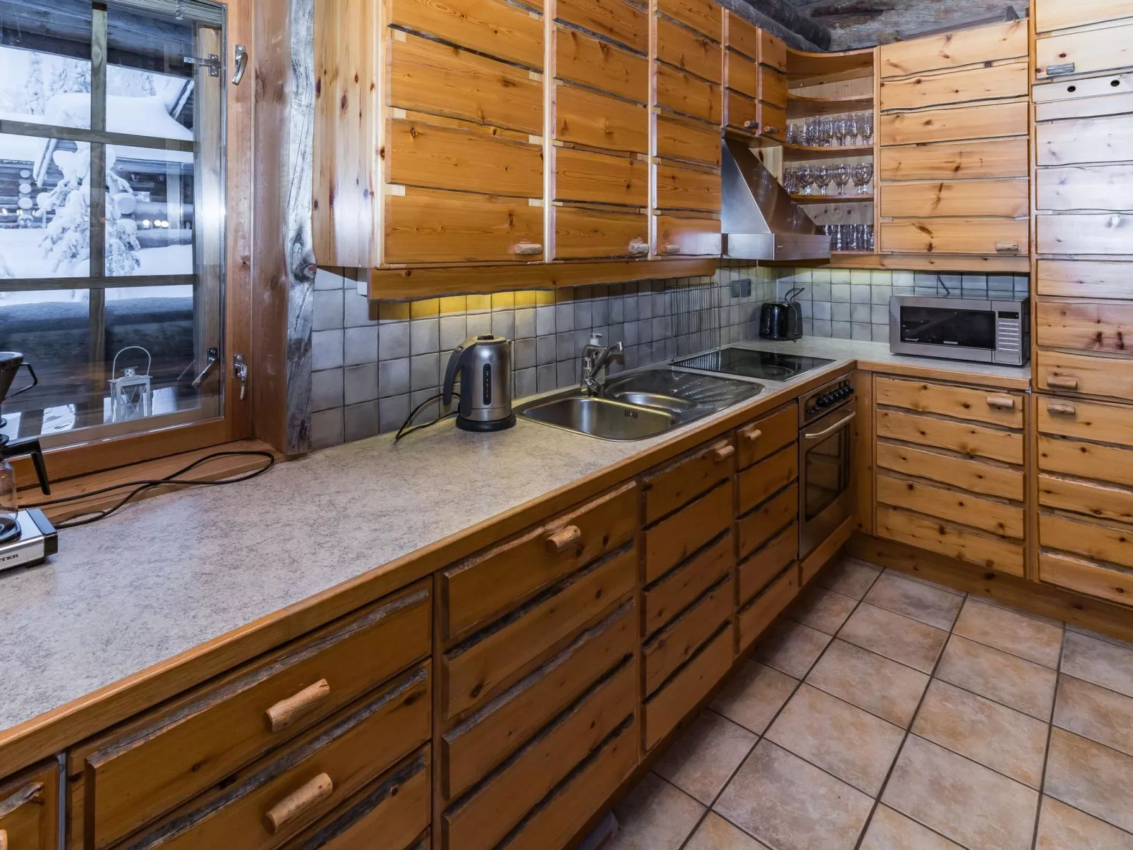 Kitka-nokkela-Binnen