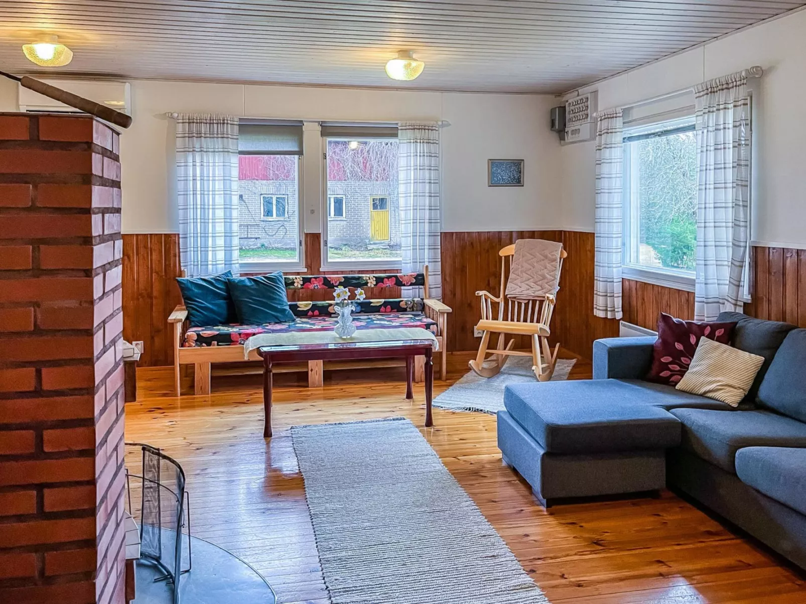 Mäkelän vierastalo-Binnen