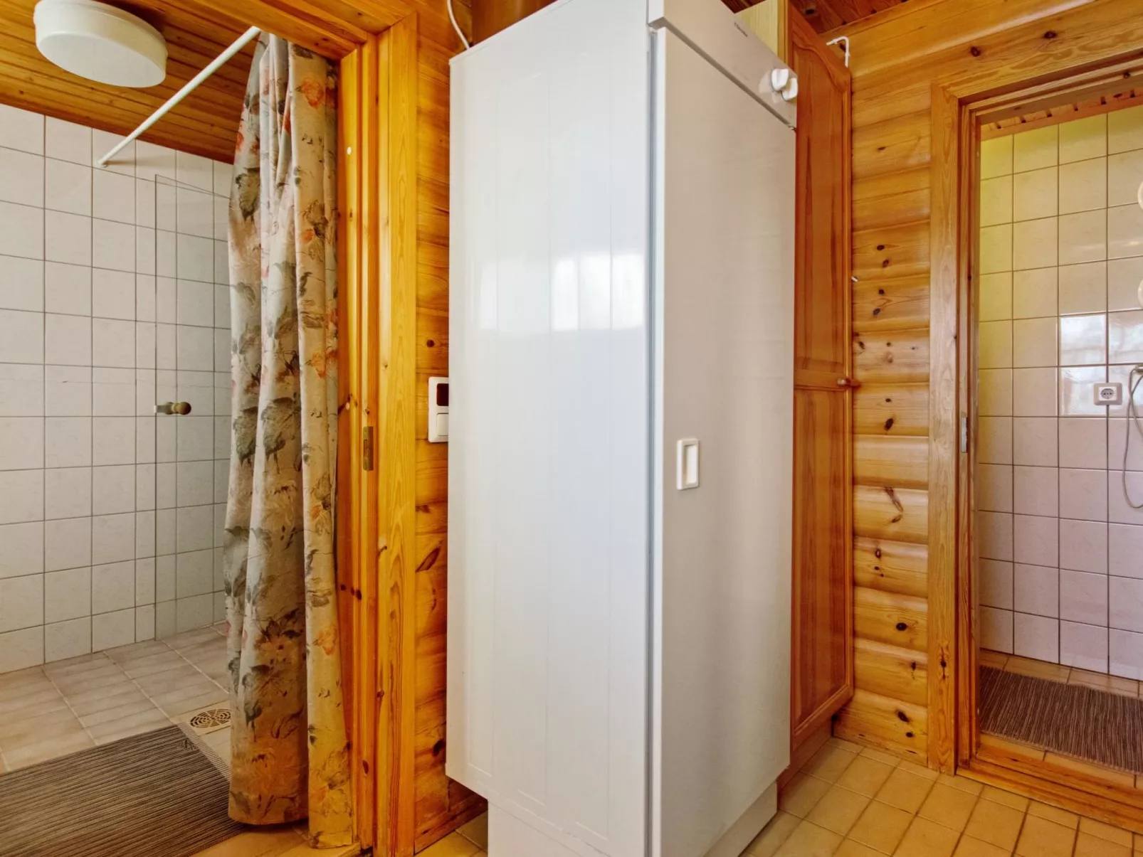 Alppimaja b paritalo-Binnen