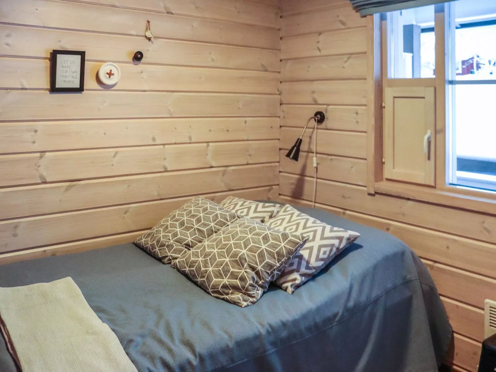 Aurinko-saaga 2 paritalo lasiterassihuon-Binnen