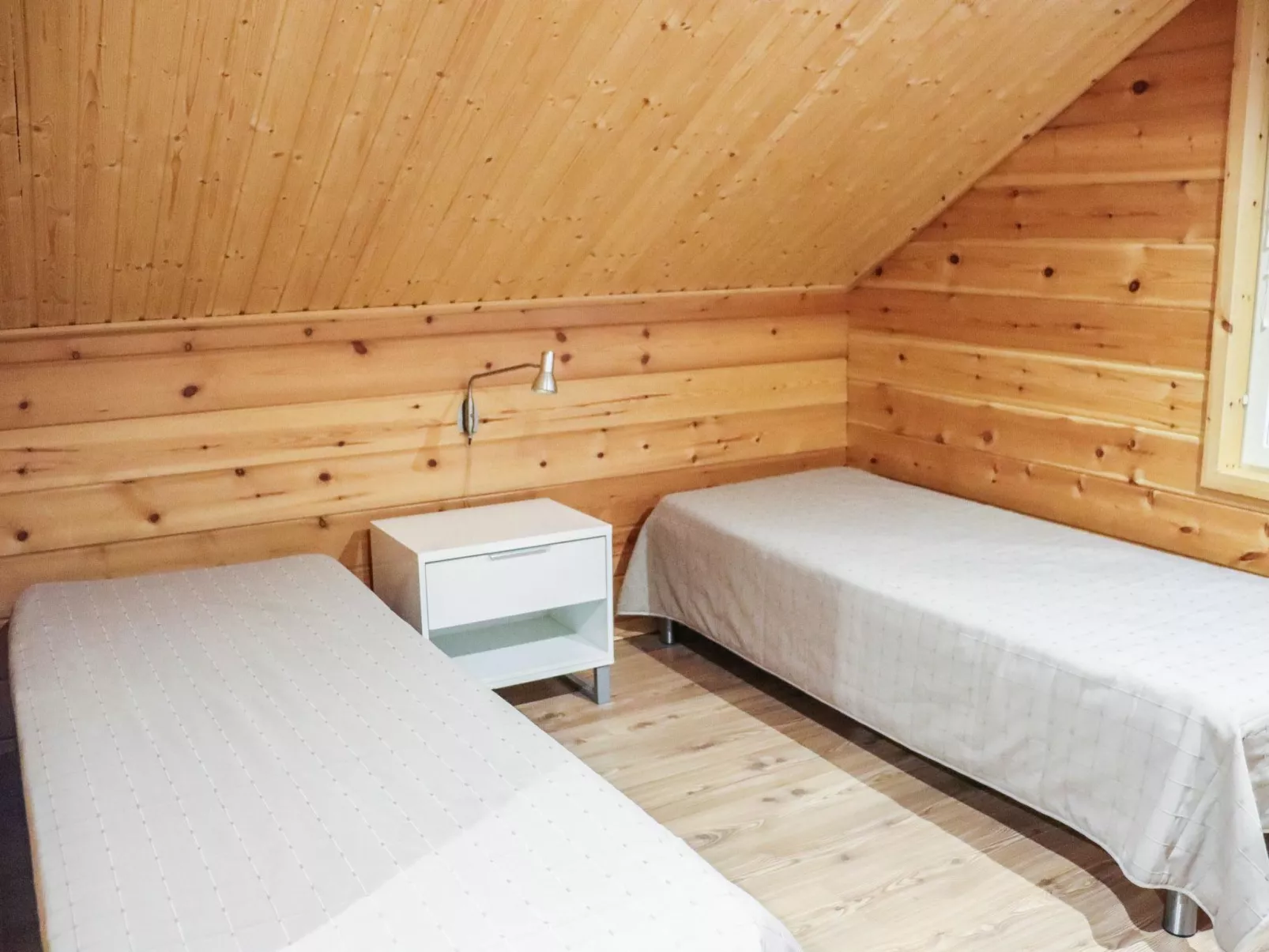 Lampitaival 6b-Binnen