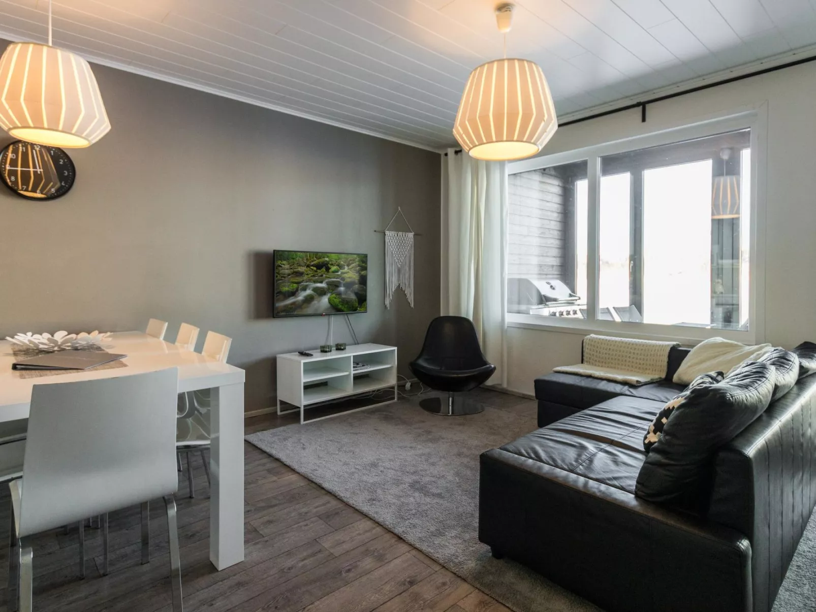 Sun&skivillas 5. (3mh)-Binnen