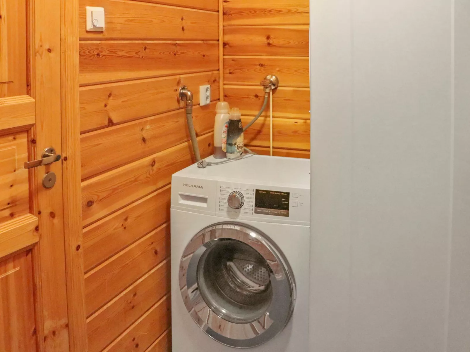 Paljakan pirtit a4-Binnen