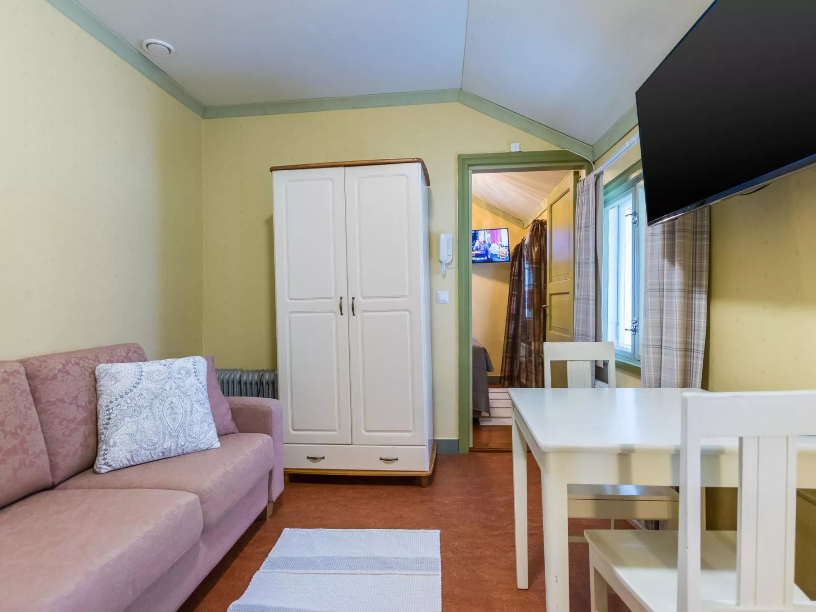 Kartanohuoneisto heikki-Binnen