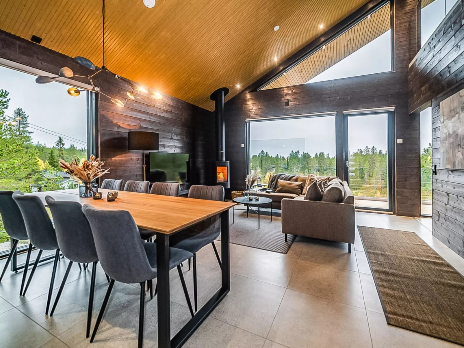 Villa voimapolku 9 a 1-Binnen