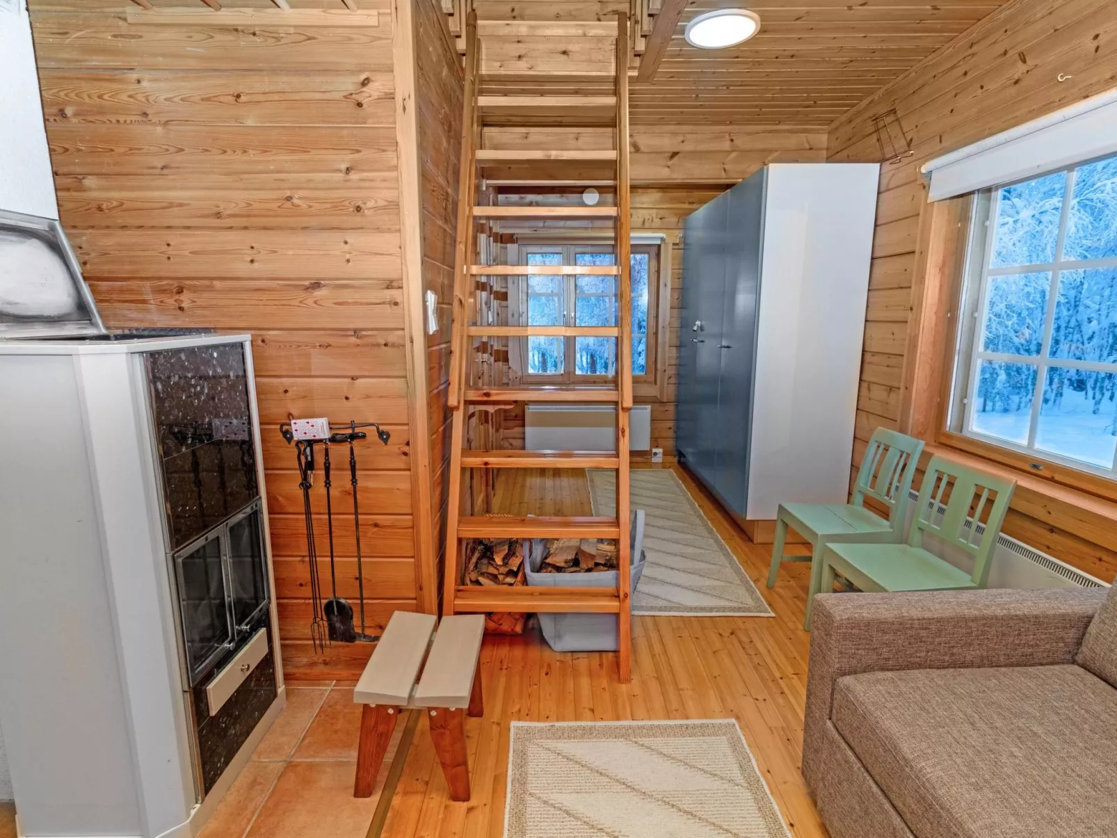 Pohjaslahdentie 17 a-Binnen