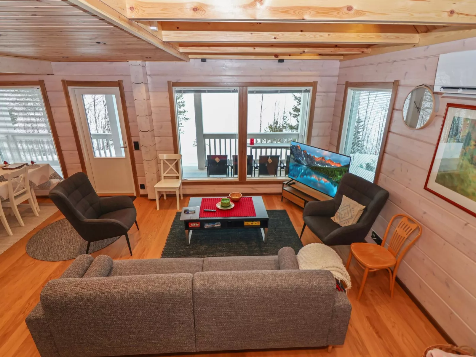 Huvila tornionjoen rannalla-Binnen