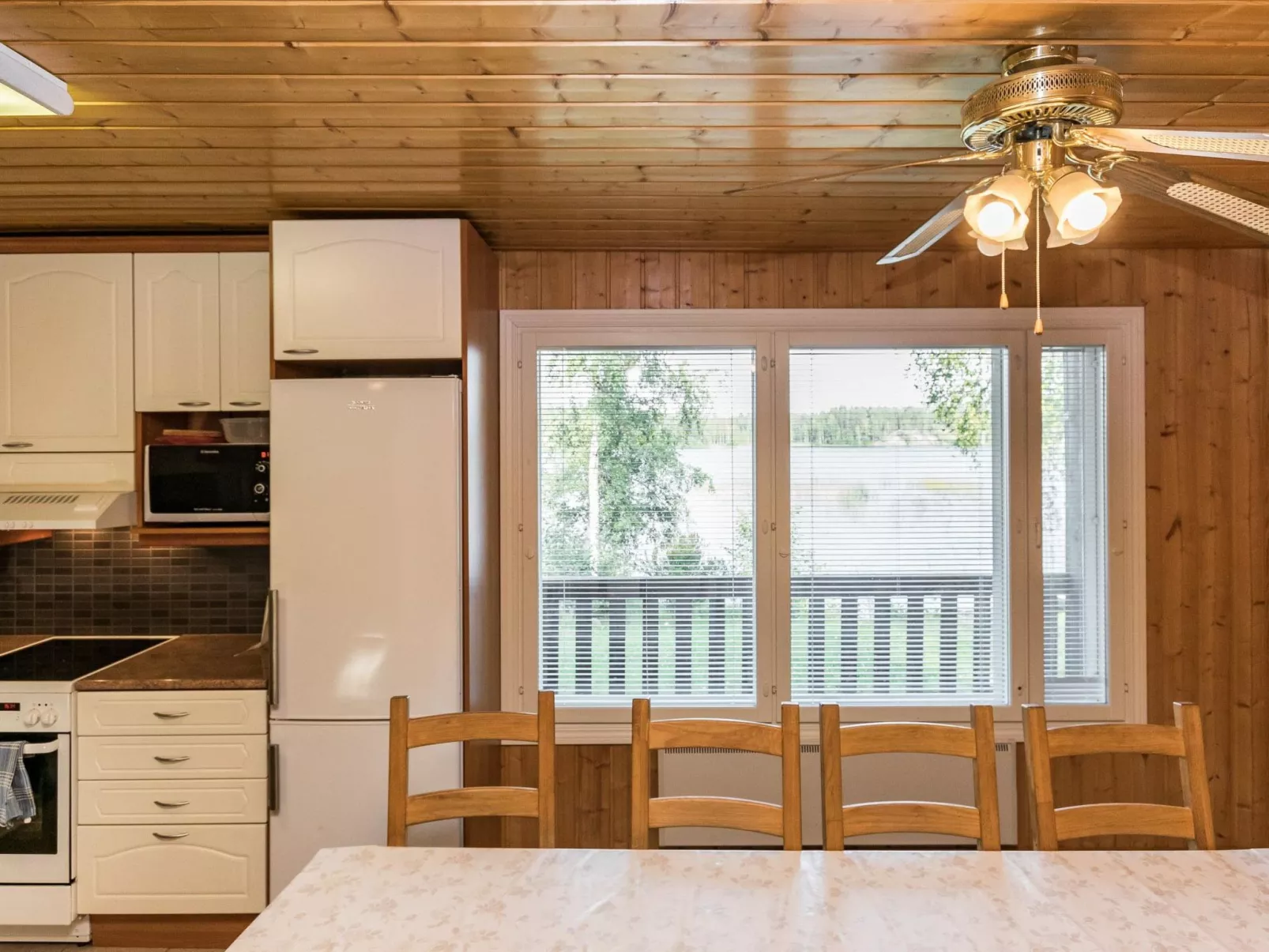 Aurinkopaikka-Binnen