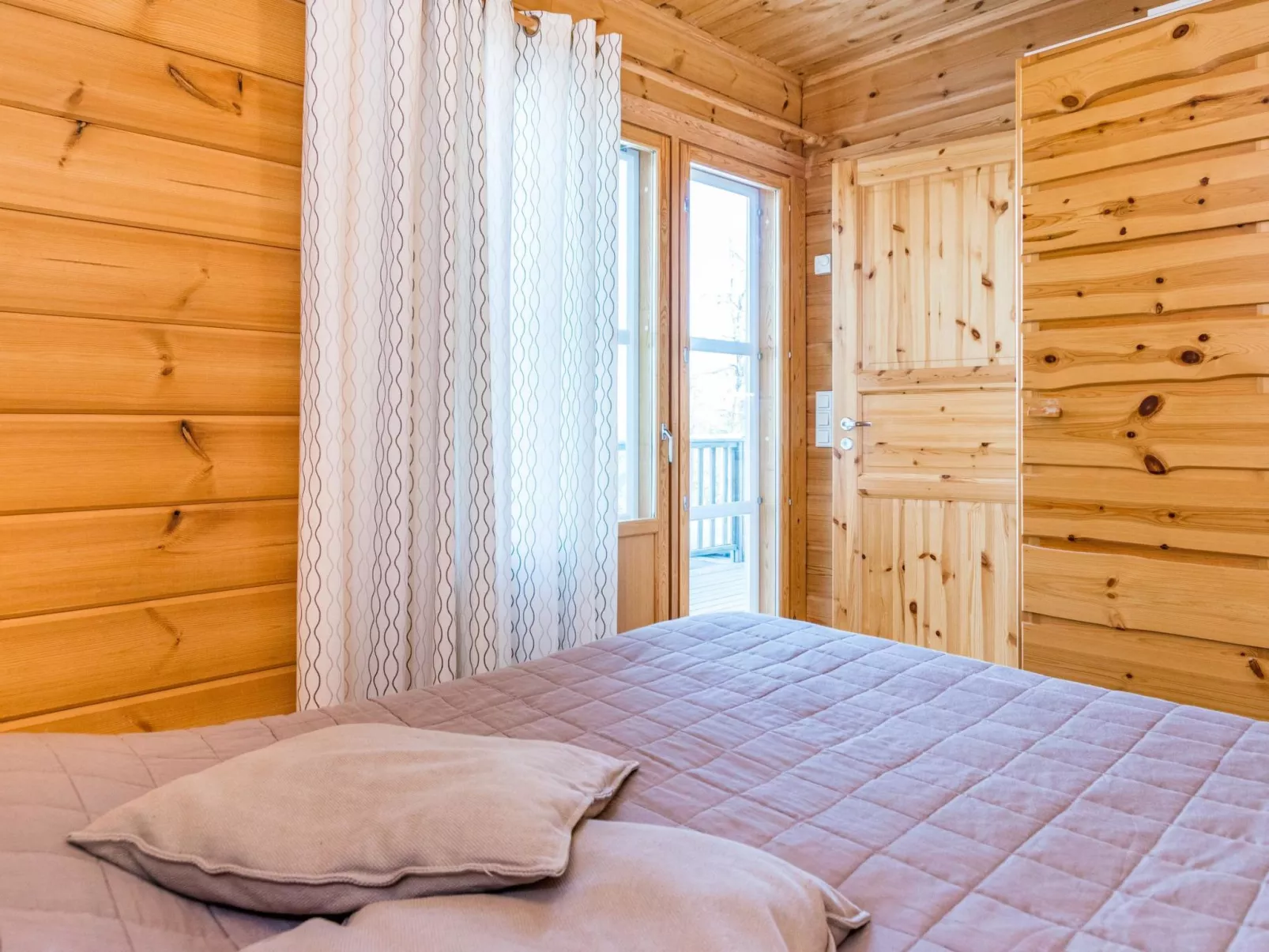 Vuosseli-kelkka 15b-Binnen