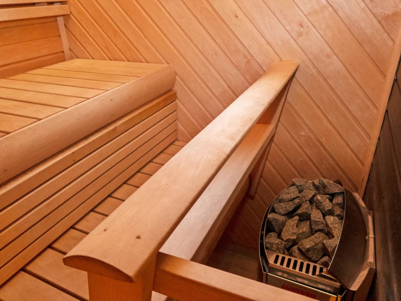 Jäkälärinne 2b (24)-Binnen