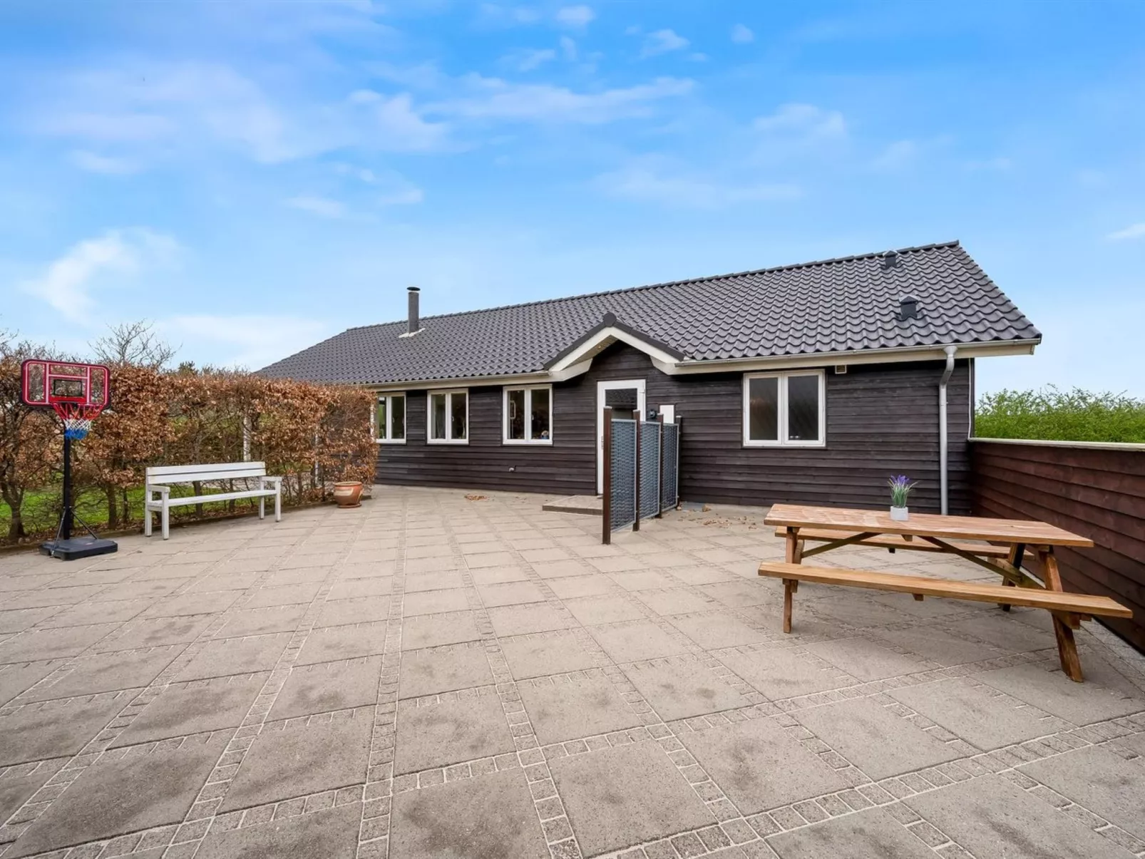 "Gertrud" - 950m to the fjord-Buiten