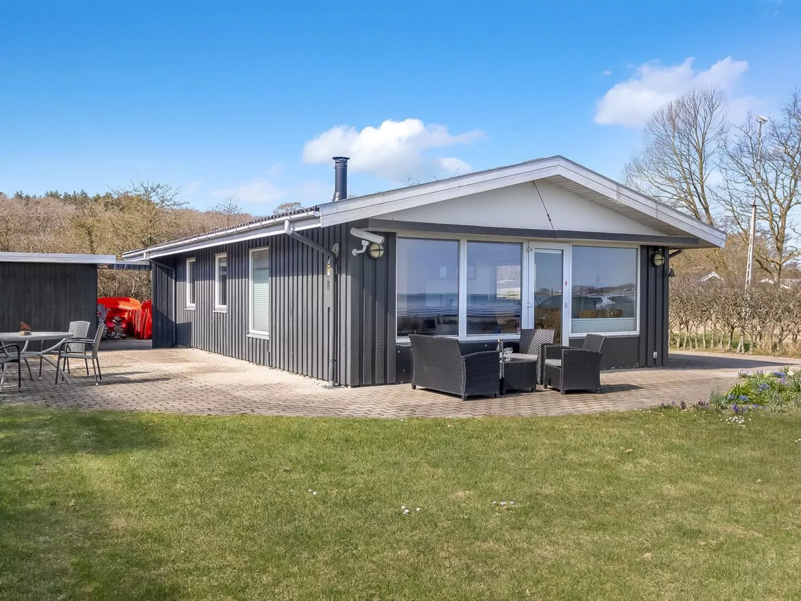 "Cornelius" - 30m from the sea-Buiten