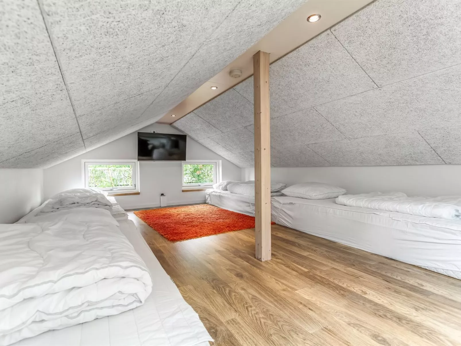 "Varpu" - 1.5km from the sea-Binnen