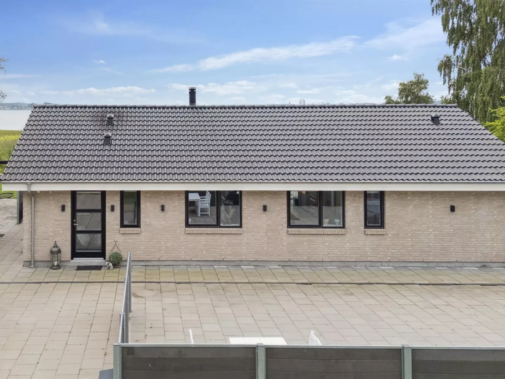 "Thyra" - 50m to the fjord-Buiten