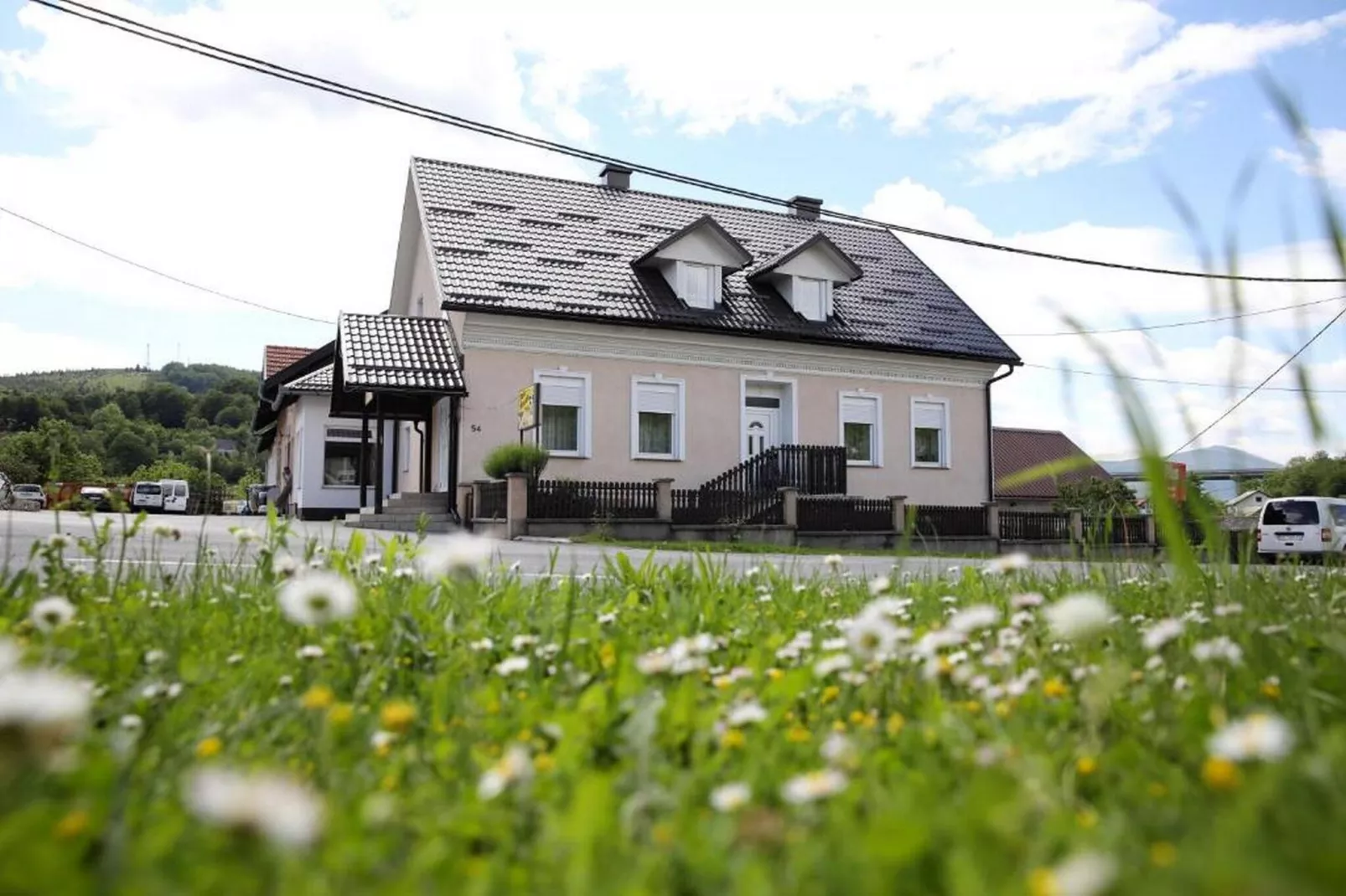 Apartments Jezerane - Four Bedroom Apartment with Balcony-Faciliteiten