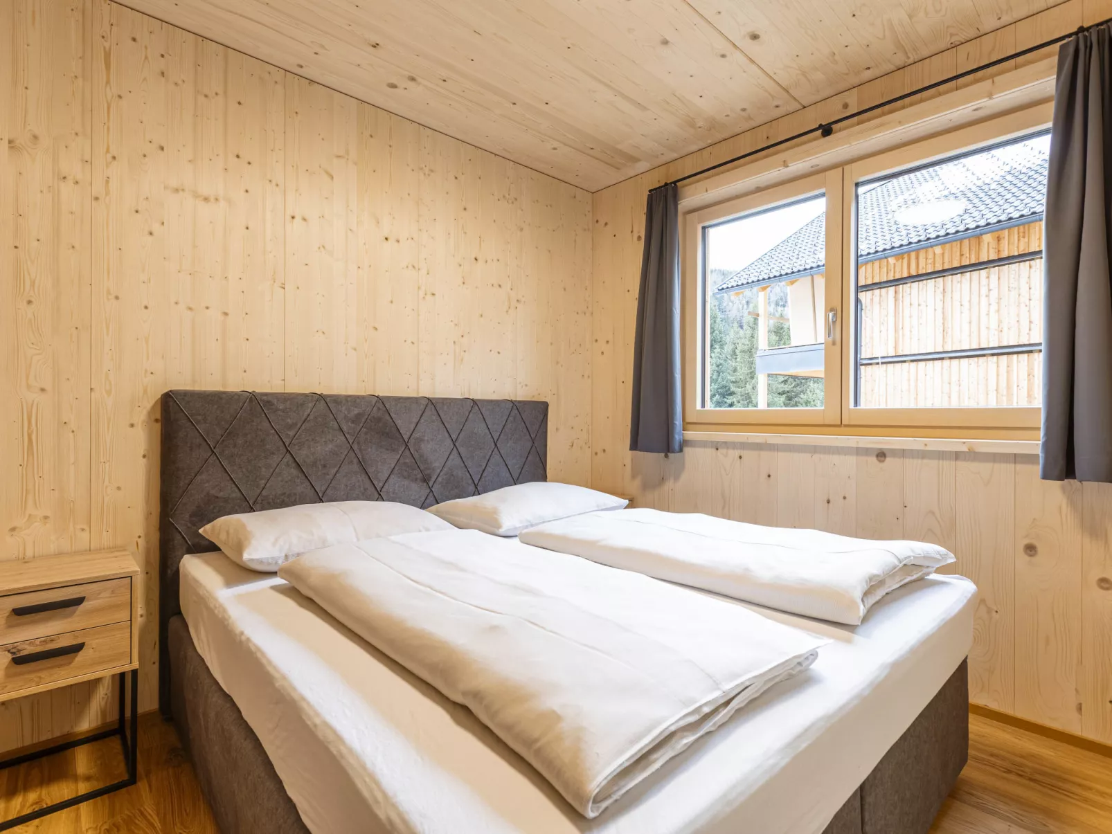 Mit 2 Schlafzimmern-Binnen