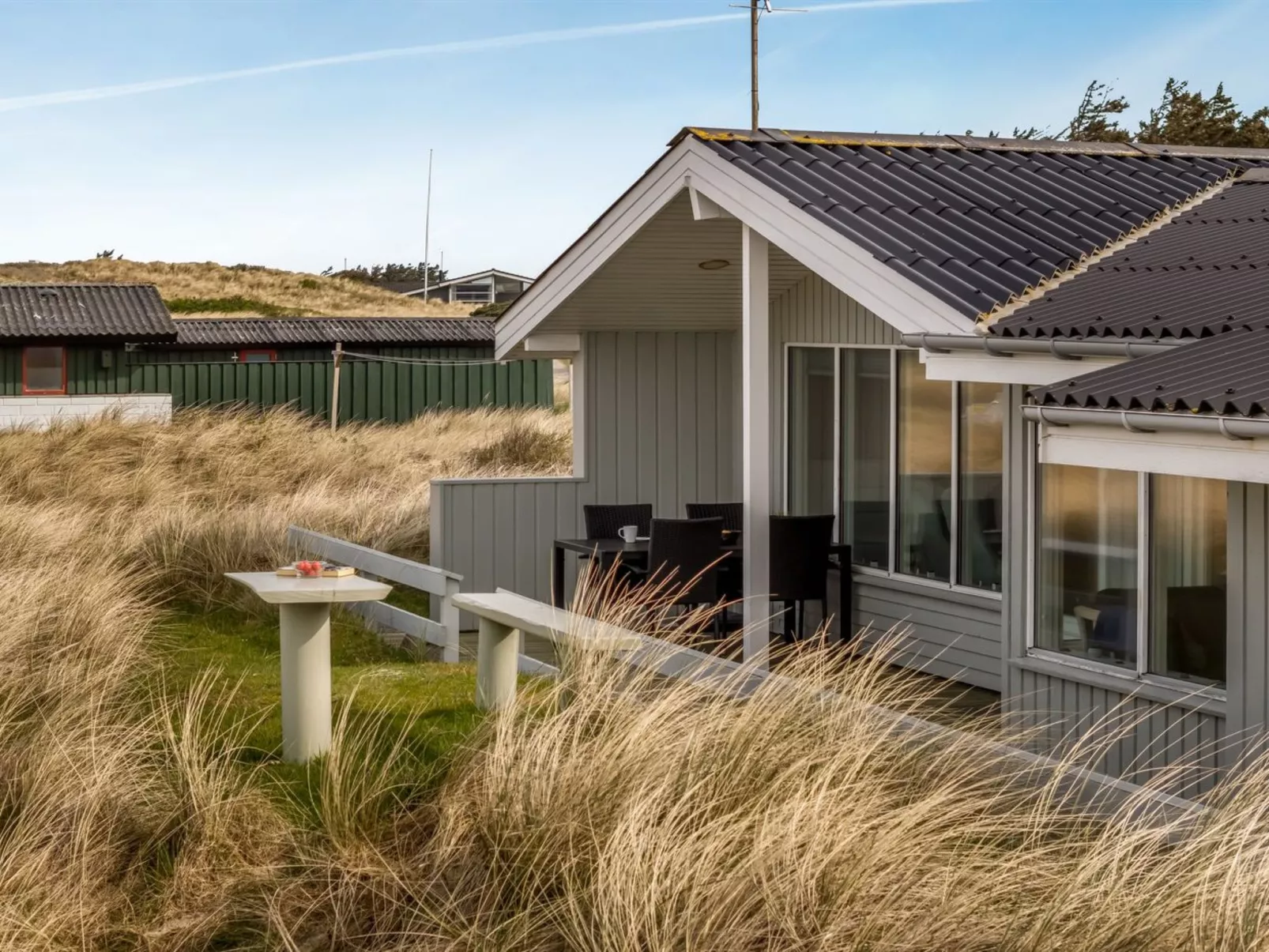 "Fridgerd" - 300m from the sea-Buiten