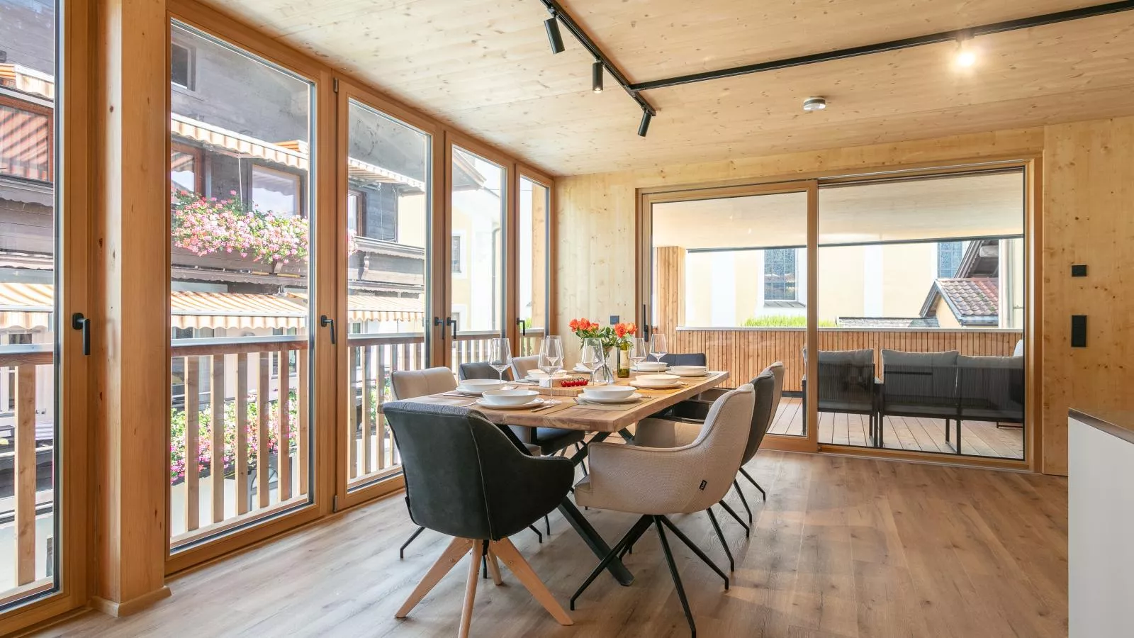 Hopfgarten Alpin Living Top 3 und 4-Eetkamer