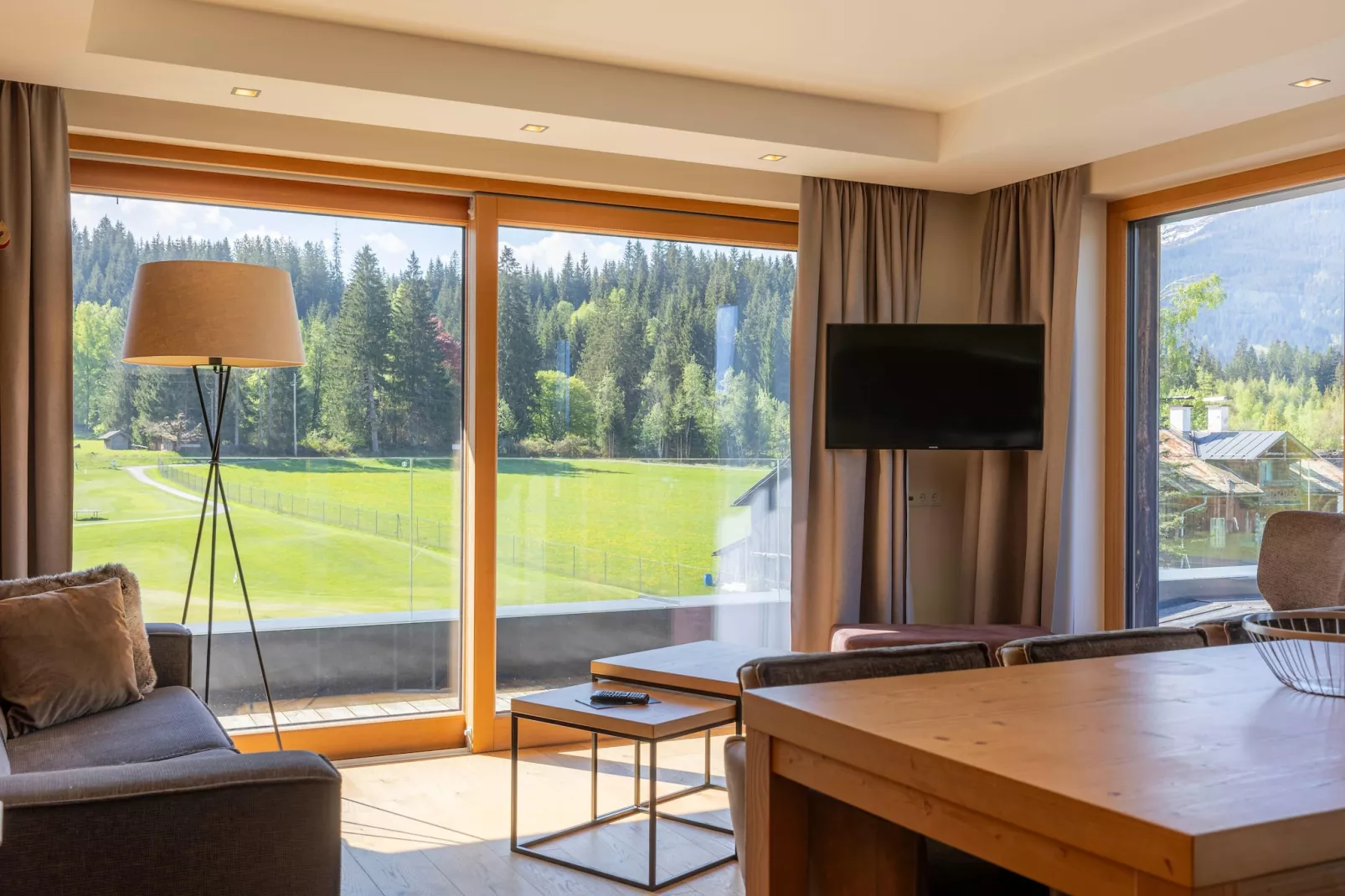 Berg & Golf Apartments Westendorf 3-Eetkamer