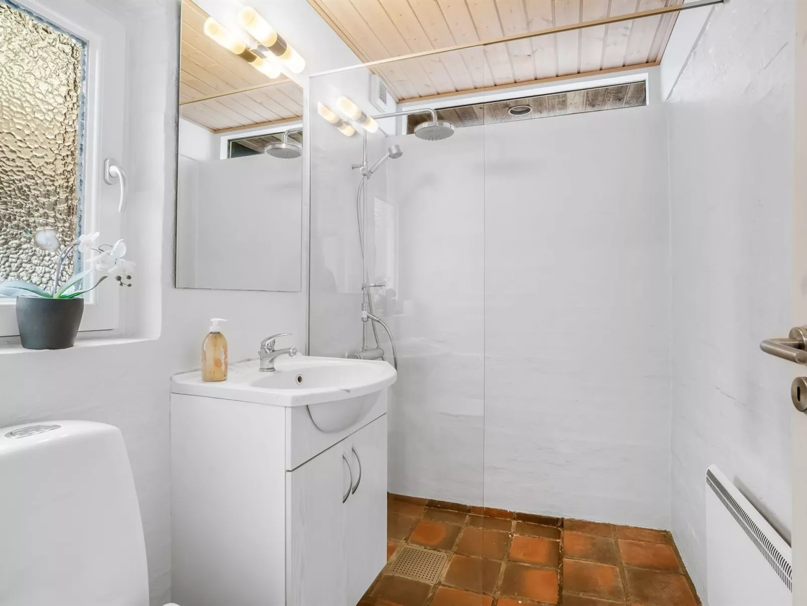 "Withulf" - 500m to the fjord-Binnen