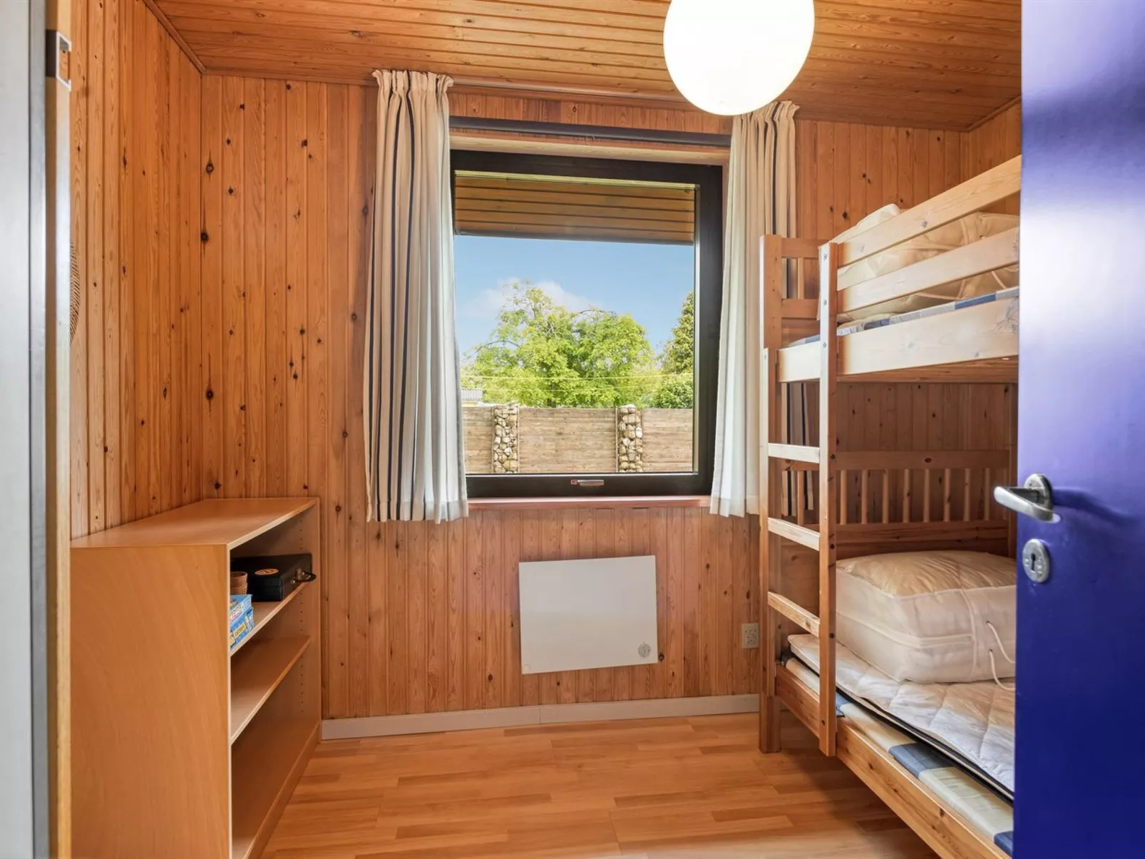 "Ognen" - 800m from the sea-Binnen