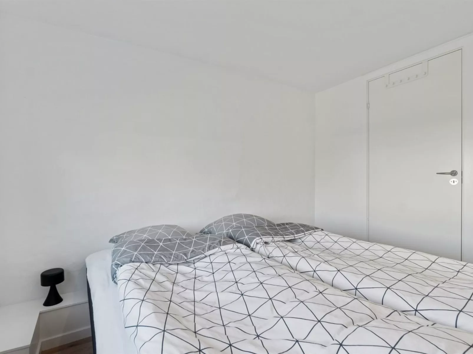 "Keld" - 350m from the sea-Binnen