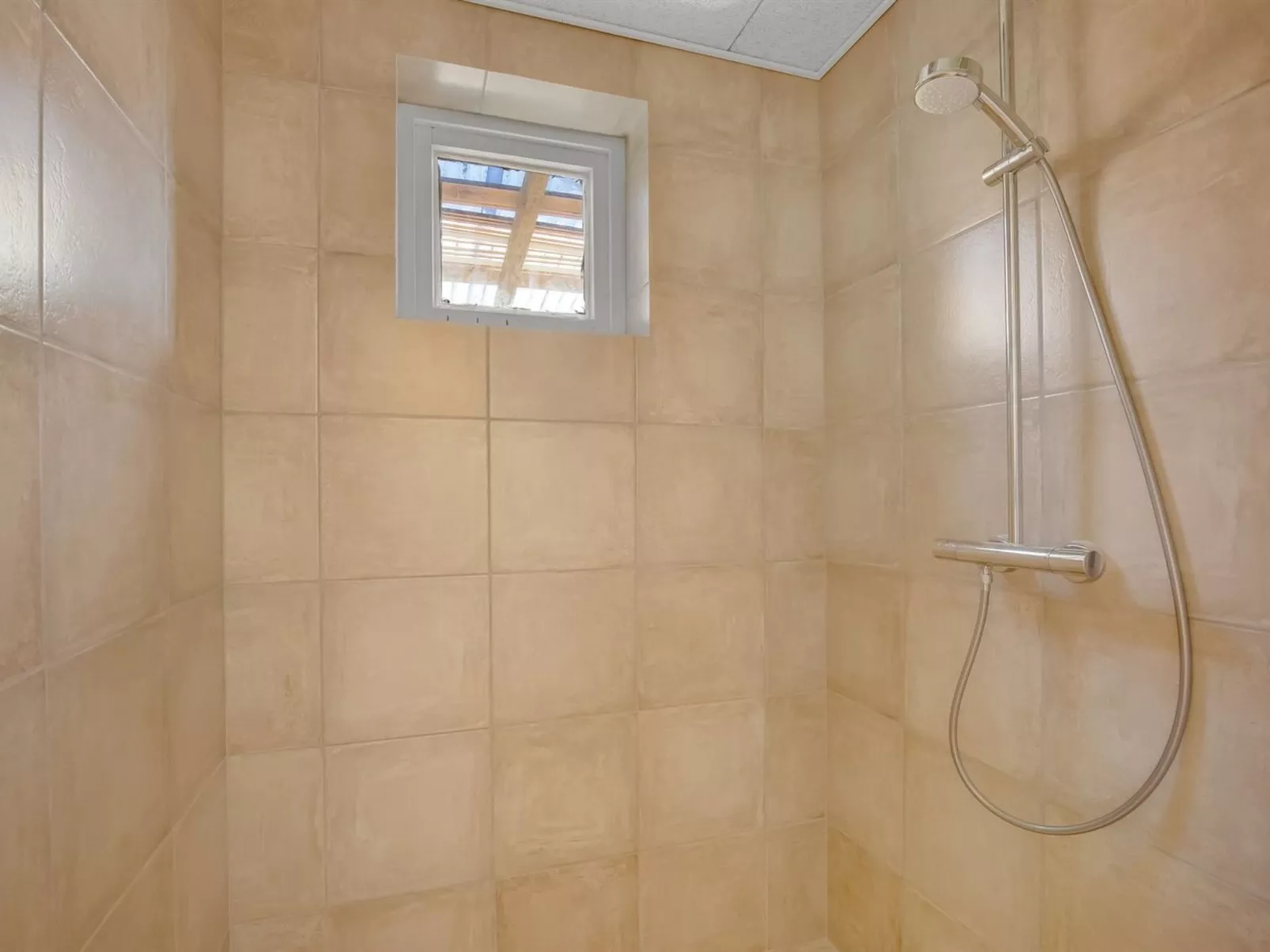 "Abel" - 250m from the sea-Binnen