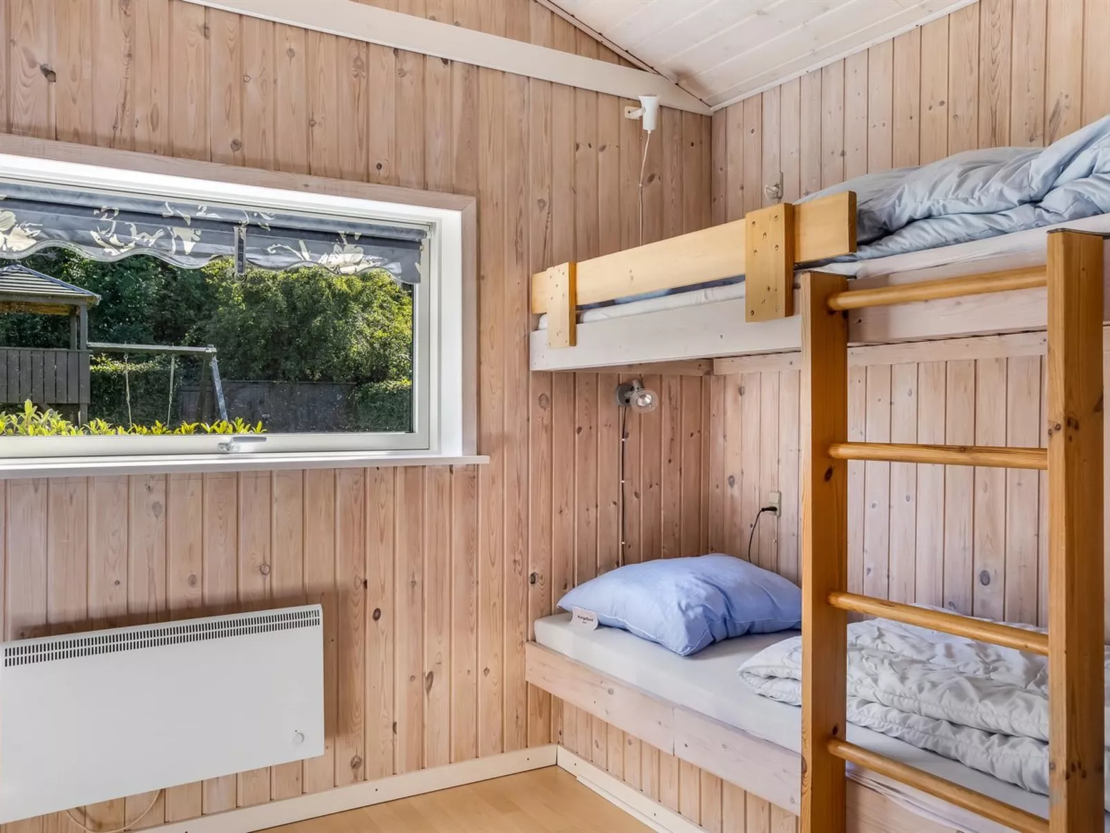 "Ephra" - 150m from the sea-Binnen