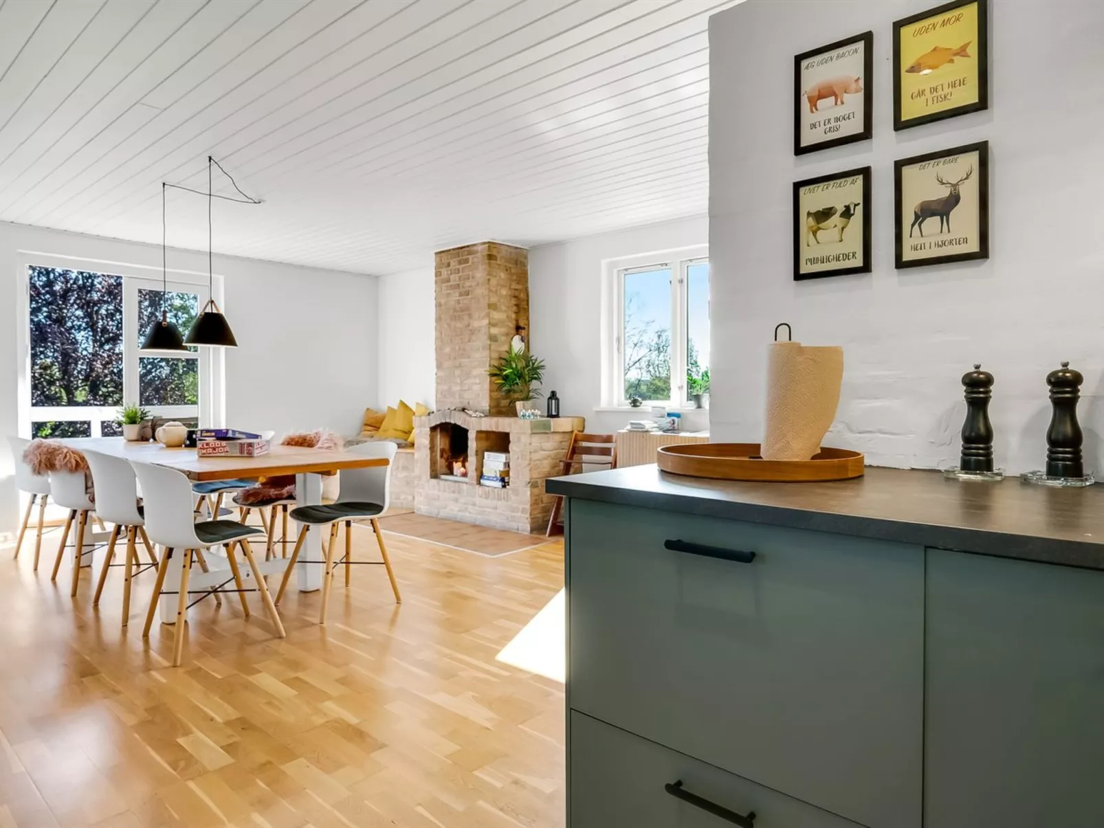 "Albert" - 300m from the sea-Binnen