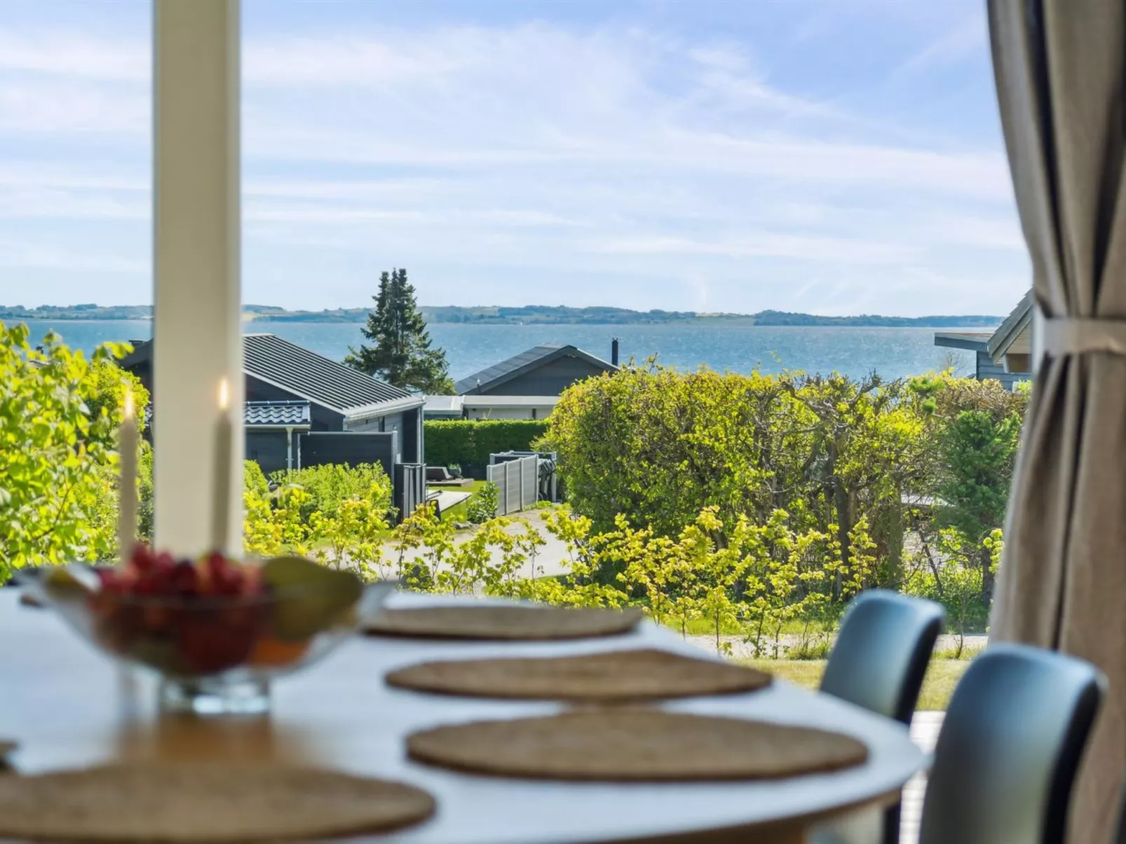 "Fabine" - 75m from the sea-Binnen