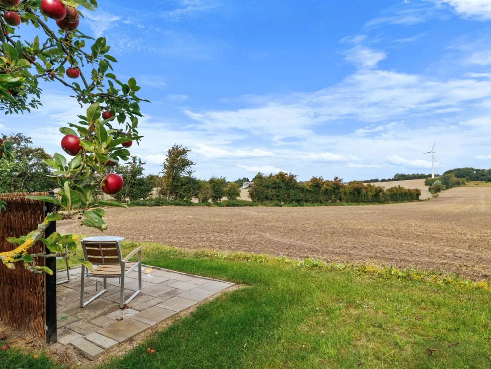 "Alisa" - 2.5km from the sea-Buiten