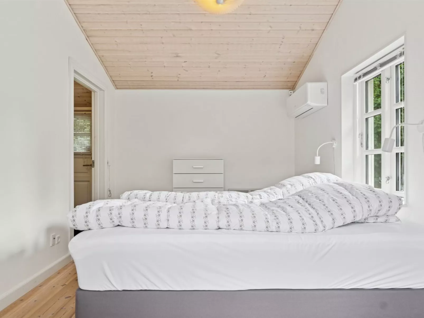 "Sixten" - 400m to the fjord-Binnen