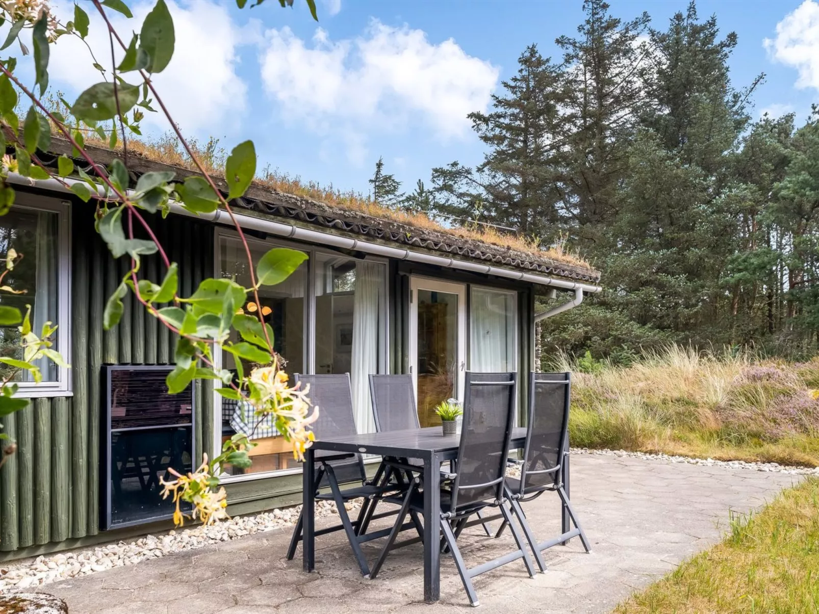 "Saila" - 1.2km from the sea-Buiten