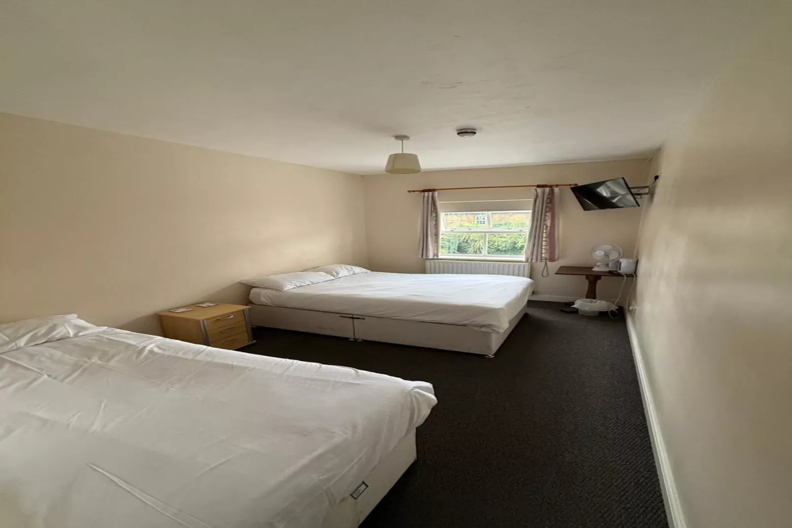 Standard Twin Room-Slaapkamer