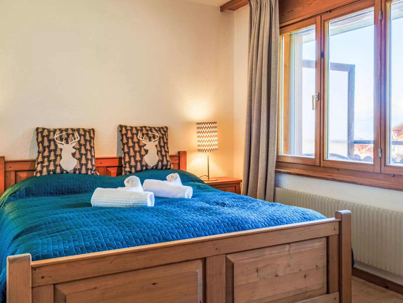 Ambassador 1/6-Binnen