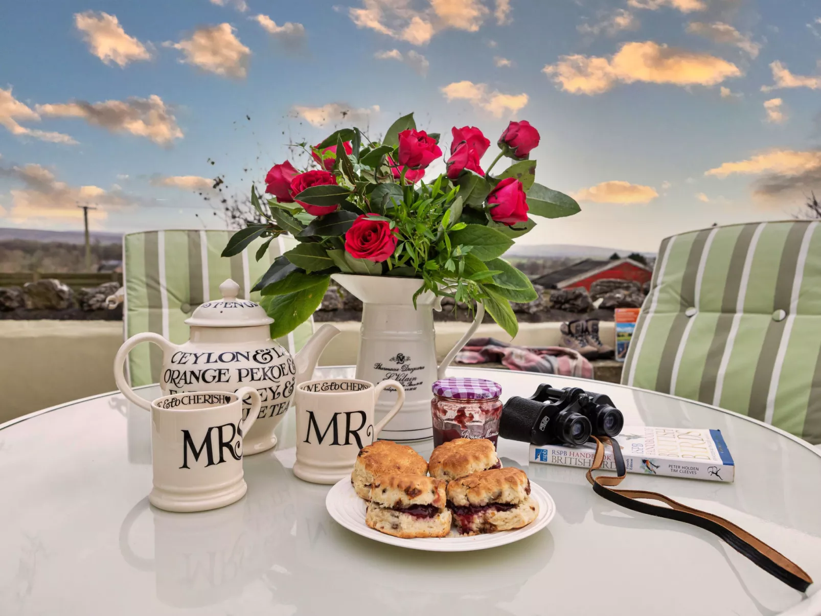 Two Storrs Cottages-Buiten