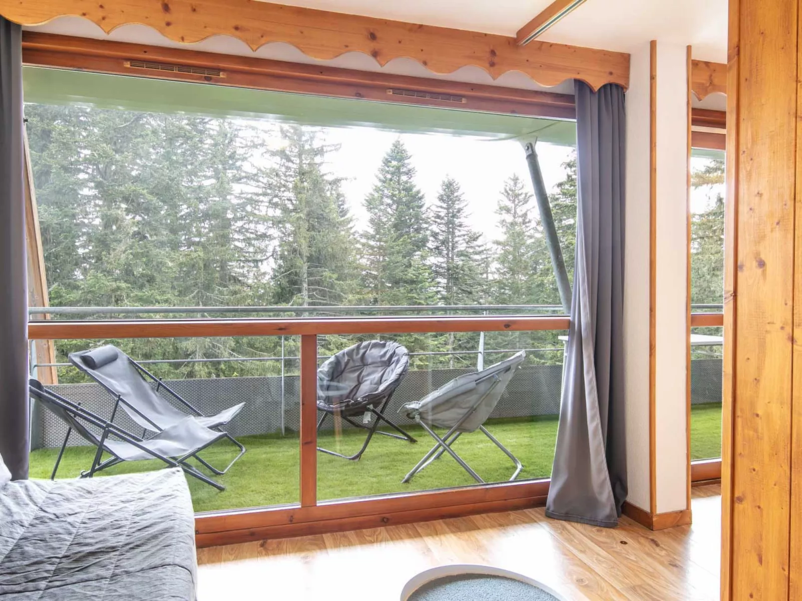 V.DU BACHAT Asters D-Binnen