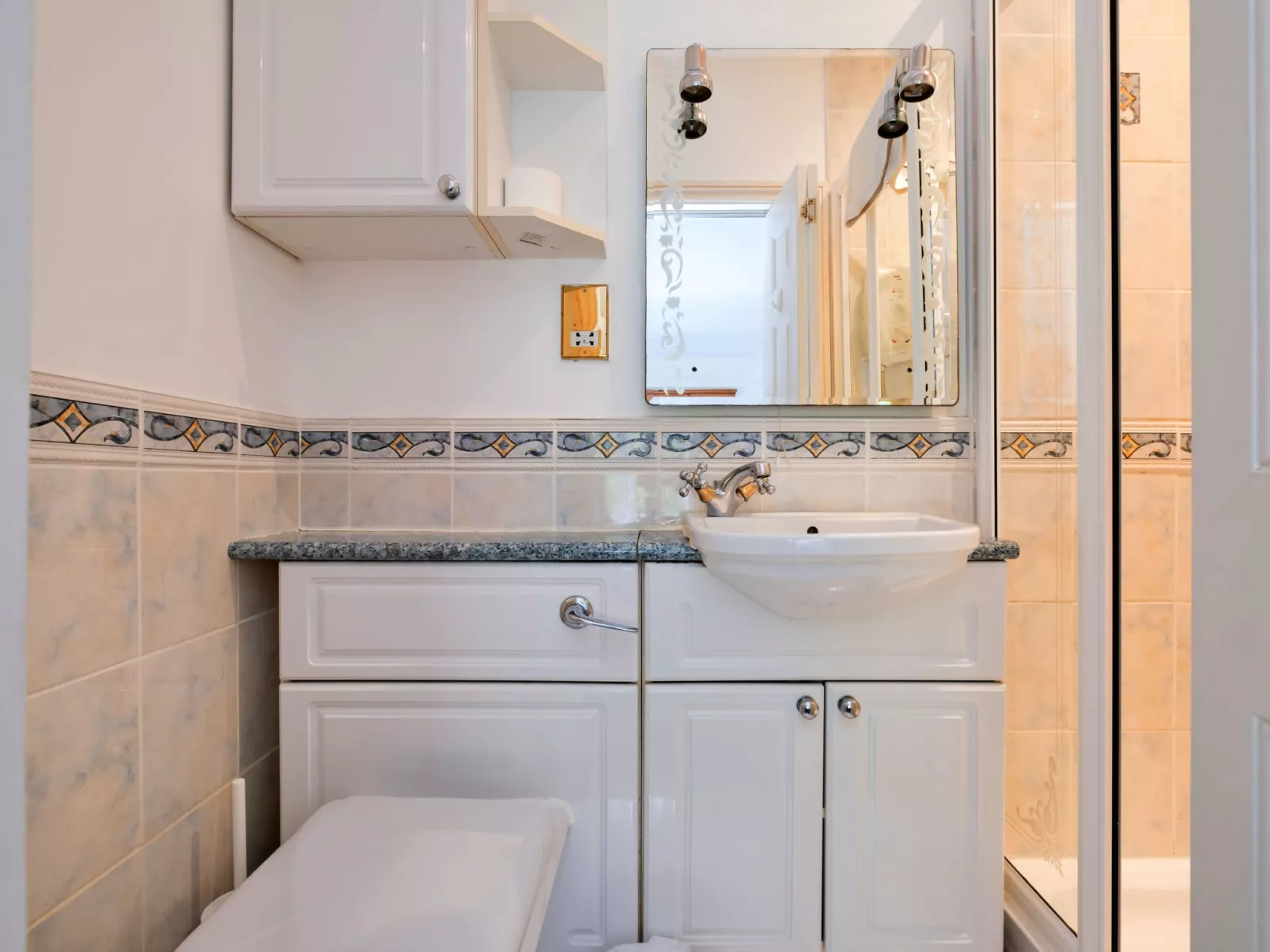 Riversdale Lodge-Binnen