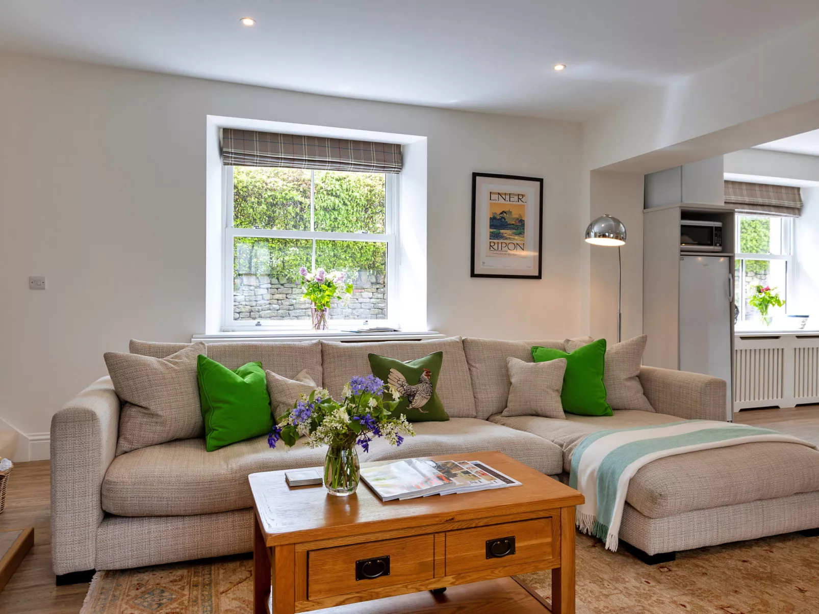 The Old Estate Office Nr Grantley Hall-Binnen